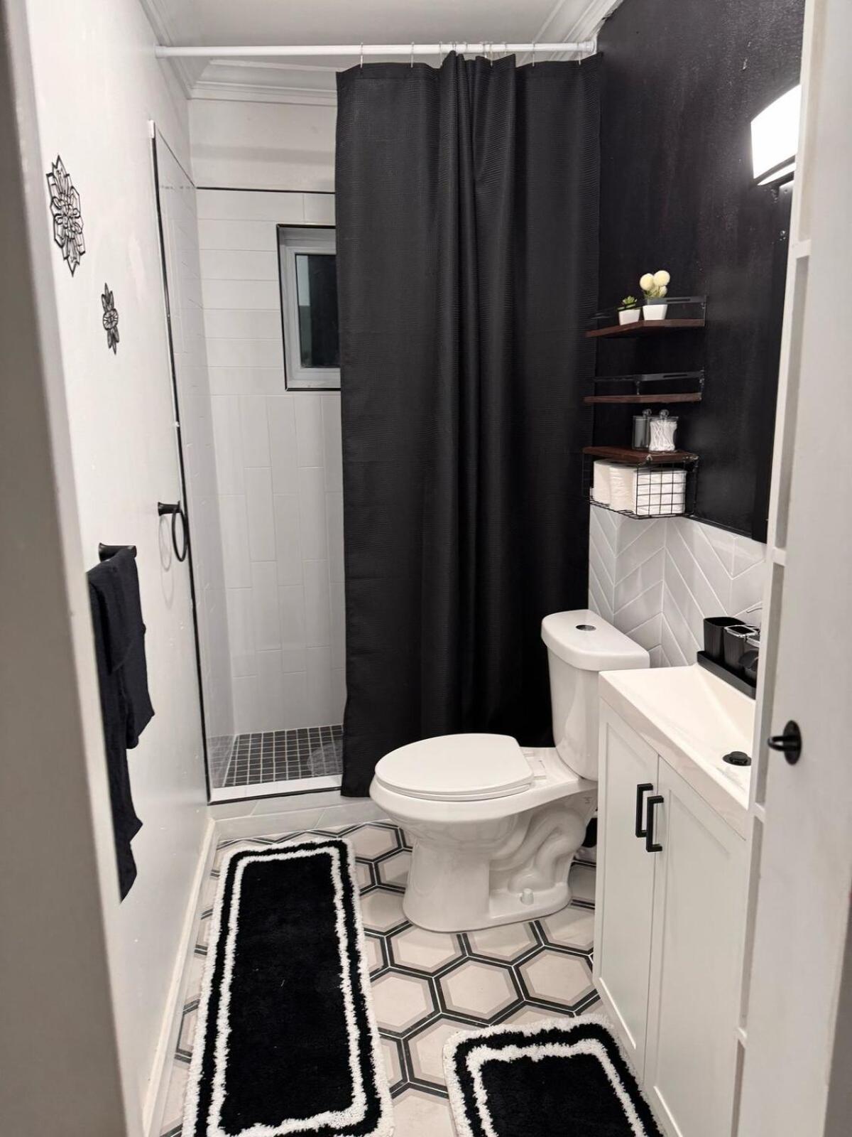 Sss Apartment